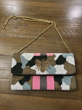 Shirdee Beaded Camouflage Envelope Crossbody with Bee Accent - Pink/Green/Brown